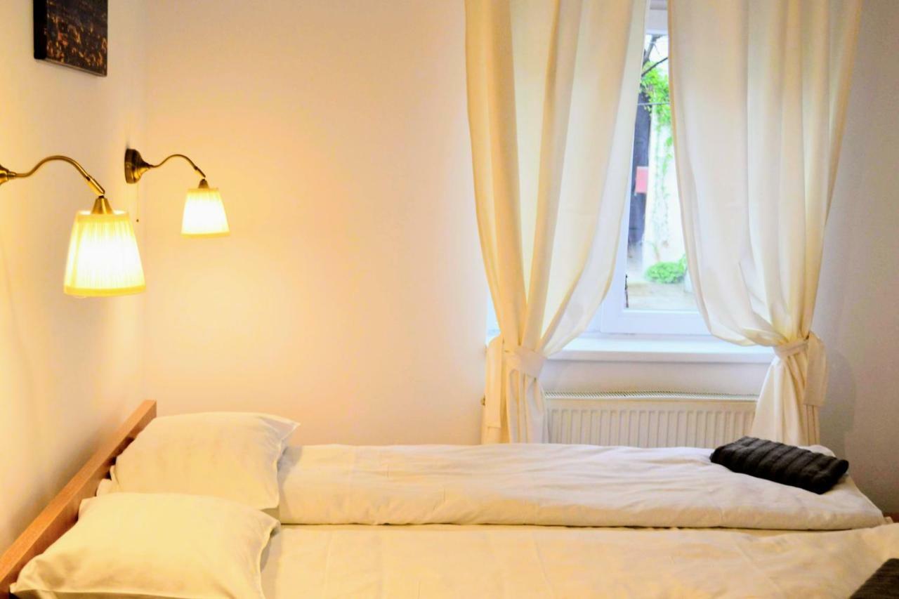 Apartament Turnul Pielarilor Studios Сибиу Екстериор снимка